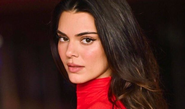 Lifting etkili kremle 1 ayda belirgin çene hattı mümkün mü?