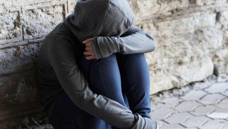 Bağımlılıklarda ‘akran çevresi’ yüzde 80 oranında etkili