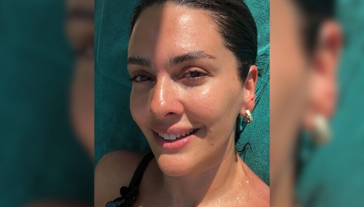 Bergüzar Korel’den Bikinili Tatil Pozları Dikkat Çekti?