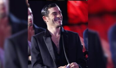Burak Deniz ve Yaren Güldiken Tatilde Yakalandı! Aşk Belgelendi
