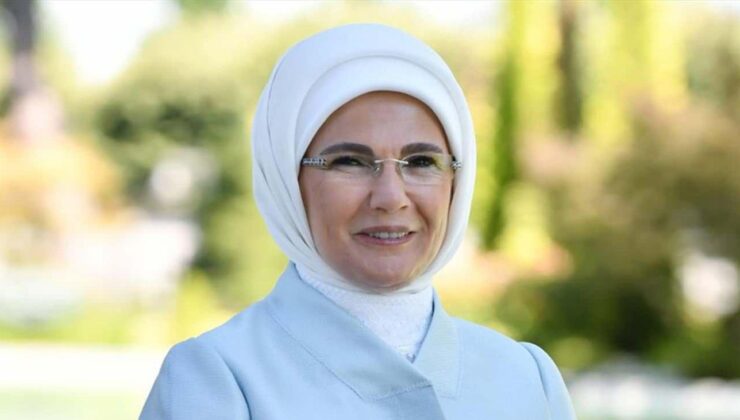 Emine Erdoğan YKS’ye girecek öğrencilere başarı diledi