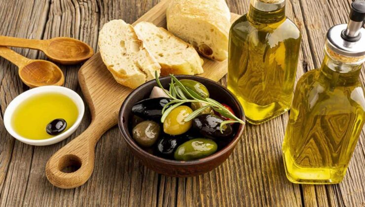 Günde yarım yemek kaşığı bile yeterli: Zeytinyağının faydaları saymakla bitmiyor!