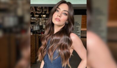Zeynep Tuğçe Bayat’tan Cesur Bornozlu Poz