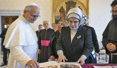 Emine Erdoğan Papa 14. Leo ile görüştü