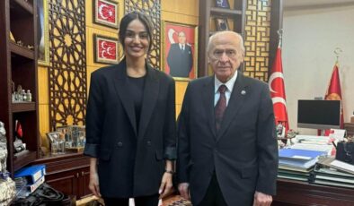 Elif Buse Doğan, MHP Genel Başkanı Devlet Bahçeli’yi ziyaret etti