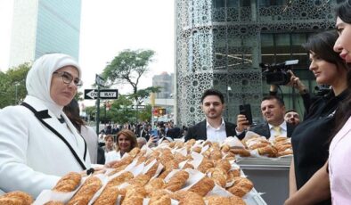 Emine Erdoğan’ın öncülüğünde Türk simidi artık ABD market raflarında!