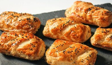 Gönülleri fethedecek: Peynirli çıtır börek tarifi