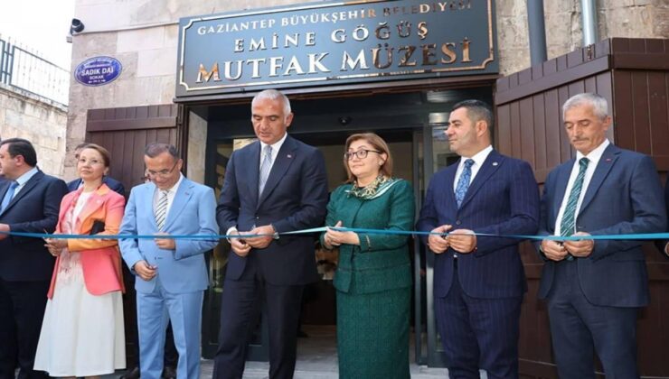 Restorasyon tamamlandı: Bakan Ersoy Emine Göğüş Mutfak Müzesi’nin açılışına katıldı