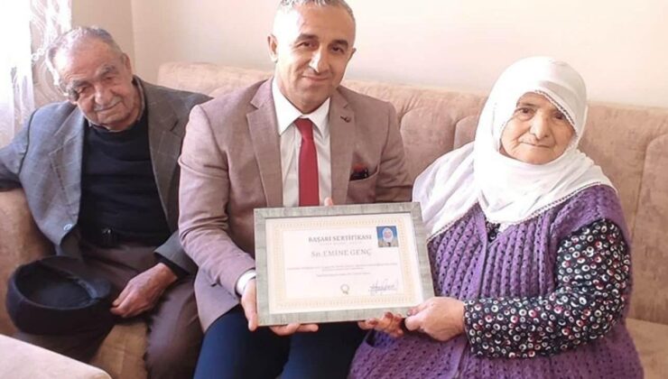 88 yaşında azmiyle örnek oldu: Emine nine okuma yazmayı öğrendi!