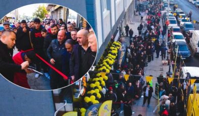 Dev indirimi duyan koştu: Vatandaşlar geceden nöbet tutup izdihama neden oldular!