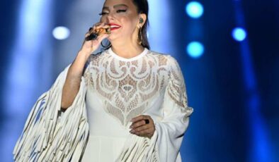 Ebru Gündeş boşanır boşanmaz soluğu kuaförde aldı! İşte yeni imajı