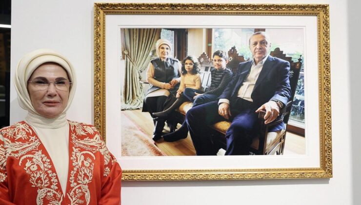 Emine Erdoğan, VakıfBank Sanat Galerisi’nin açılışına katıldı