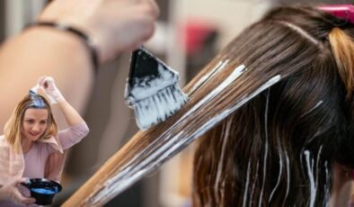 Kuaföre gitmeden saç boyasını açmanın pratik yolu: Karbonat ve zeytinyağı yöntemi