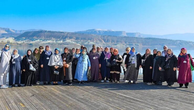 Altındağlı kadınlar Türkiye’yi keşfe çıktı: 10 bin kadın kültür gezilerine katıldı