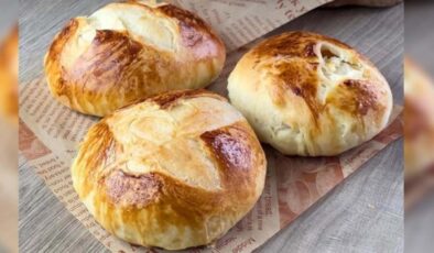 Kahvaltı sofralarının yeni gözdesi: Boyoz tadında poğaça tarifi!