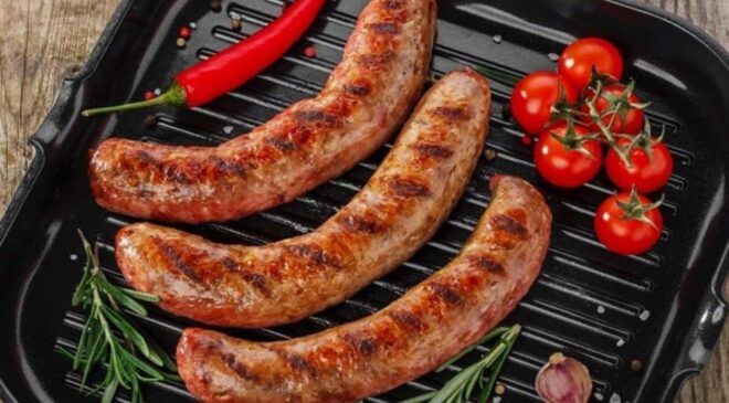 Market sosislerine veda: Ev yapımı et sosis tarifi