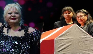 Türk sanat müziğinin güçlü sesi Muazzez Abacı için AKM’de veda töreni düzenlendi!