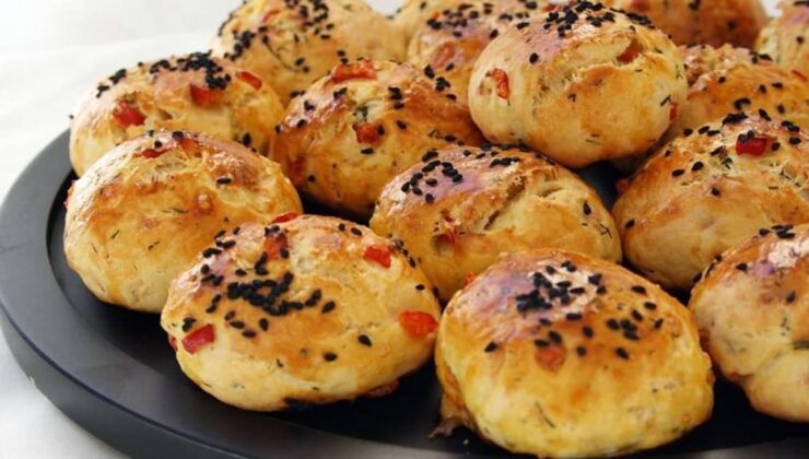 Biberli dereotlu poğaça tarifi! Mayalama derdi yok