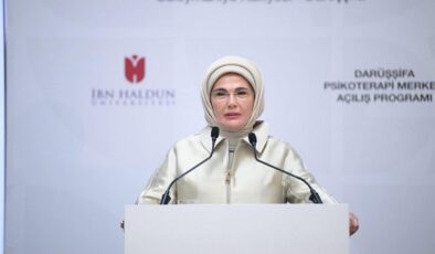 Emine Erdoğan, İHÜ İPAM Darüşşifa Psikoterapi Merkezi’nin açılışına katıldı