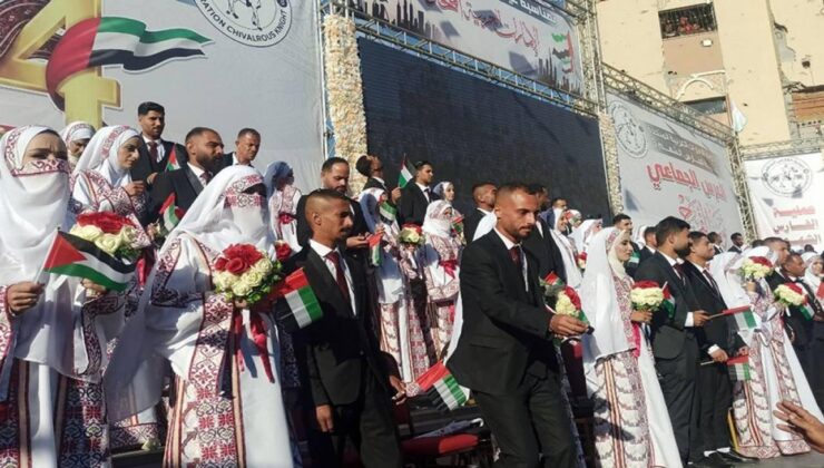 Gazze’de 54 çift savaşın gölgesinde dünyaevine girdi!