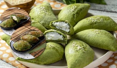 Hem göze hem damağa hitap eden ıspanaklı labneli poğaça tarifi!