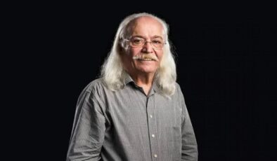 Ünlü sanatçı Cahit Berkay kaza geçirdi! Aracıyla restorana daldı