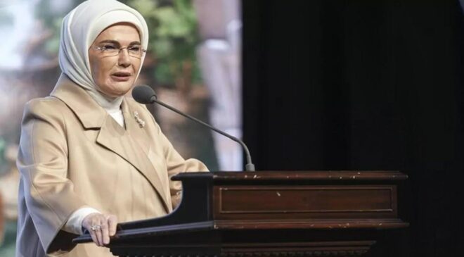 Emine Erdoğan, “Tıp ve Kültür-Sanat Sempozyumu”na ilişkin paylaşımda bulundu