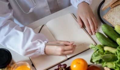 Sofralarınızdan eksik etmeyin: Vücudu fabrika ayarlarına döndüren 3 eşsiz besin!