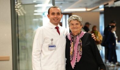 Medipol’de umut veren operasyon: 6 yıllık görme kaybı tarih oldu