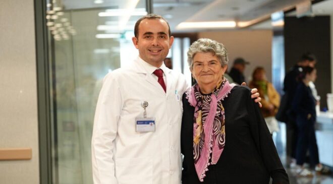 Medipol’de umut veren operasyon: 6 yıllık görme kaybı tarih oldu