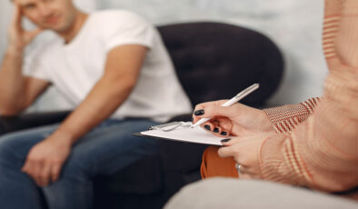 Sessiz Salgın: Yasadışı Bahis ve Kumar Gençlerin Psikolojisini Nasıl Esir Alıyor?