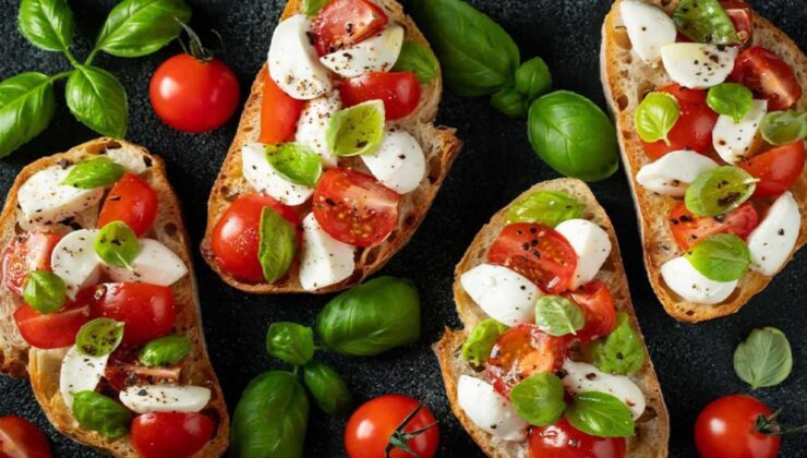 5 Dakikada Hazır! Sahur için beyaz peynirli tam buğday tost tarifi