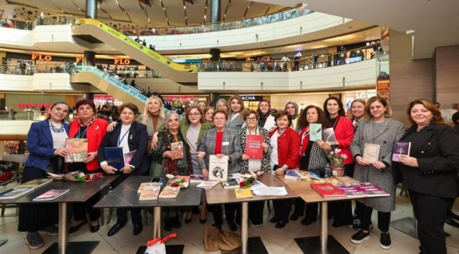 Gaziantep Büyükşehir Belediye Başkanı Fatma Şahin 8 Mart’ta kadın çalışanlarla buluştu