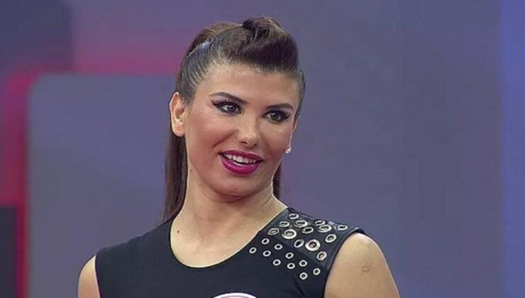 Şarkıcı Hatice cam silerken hayranlarını korkuttu! Az kalsın düşüyordu