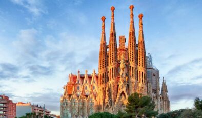 Türk-İspanyol Flörtü Vize Taleplerini Patlattı! Dijital Göçebe Vizesi ile Yatırımsız Göç İmkanı