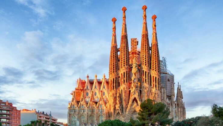 Türk-İspanyol Flörtü Vize Taleplerini Patlattı! Dijital Göçebe Vizesi ile Yatırımsız Göç İmkanı