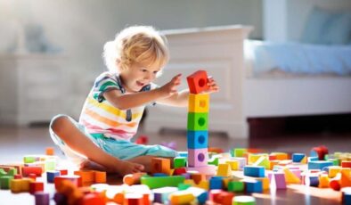 Yeni nesli ebeveynlikte yeni adım: Az oyuncak çok oyun trendi hızla yayılıyor!