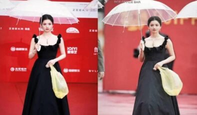 Zhang Jingyi kırmızı halıda çöp torbasına benzeyen aksesuarıyla gündem oldu!
