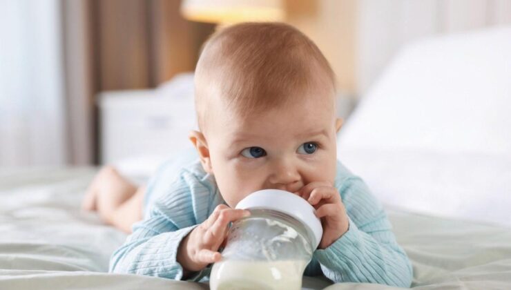 Bebeklerde biberon modelleri nasıl olmalı? En sağlıklı biberon modelleri