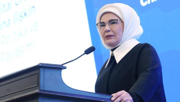 Emine Erdoğan’dan çocukların dijital ortamda korunması programına ilişkin paylaşım