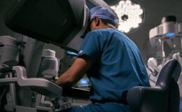 Kalp cerrahisinde devrim: Robotik teknoloji ile küçük kesi, büyük avantaj!