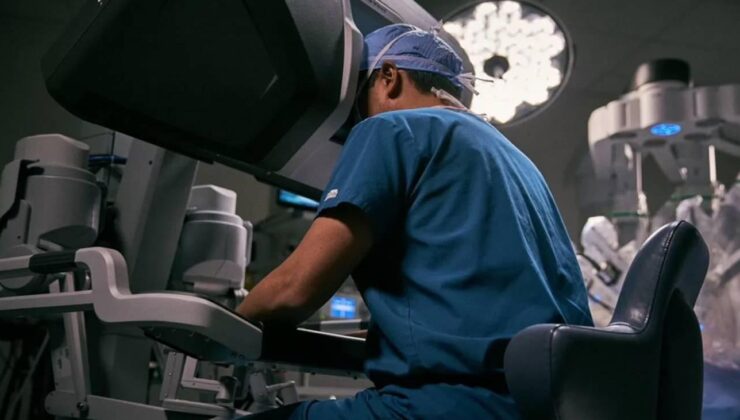 Kalp cerrahisinde devrim: Robotik teknoloji ile küçük kesi, büyük avantaj!