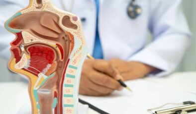 Şah damarına yapışan kanser hücrelerine ‘Ağız İçi’ Operasyon! Felç riski ortadan kalktı