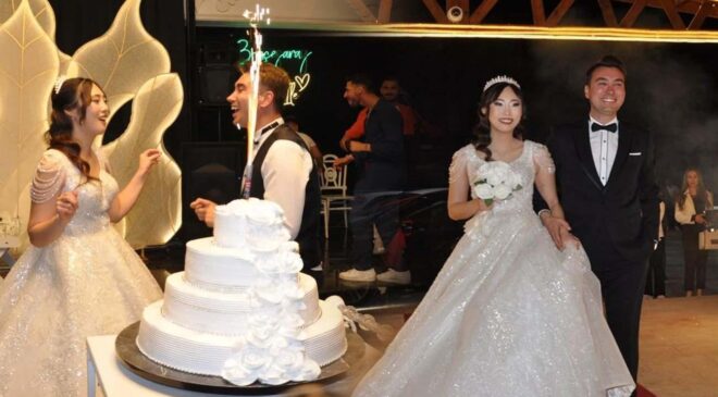 Türkiye’ye tatil için gelmişti: Güney Koreli Bobae Lee Türk rehberle evlendi!