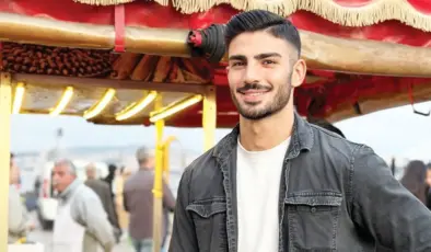 Yakışıklı Mısırcı TikTok’ta Zirveye Çıktı