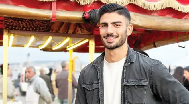 Yakışıklı Mısırcı TikTok’ta Zirveye Çıktı