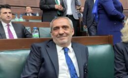 AK Parti Grup Toplantısı’na katılan Yavuz Bingöl: Siyasetten kopamıyorum