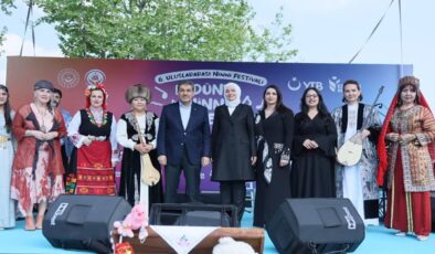 Esenler’de ninni rüzgârı: Dünyanın sesleri aynı sahnedeydi