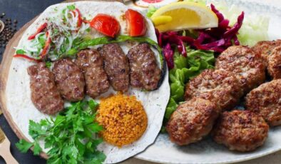 Lokum gibi köftenin gizli sırrı: Sütlü köfte tarifi