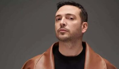 Oğuzhan Koç’un milli marş parodisi dikkat çekti!